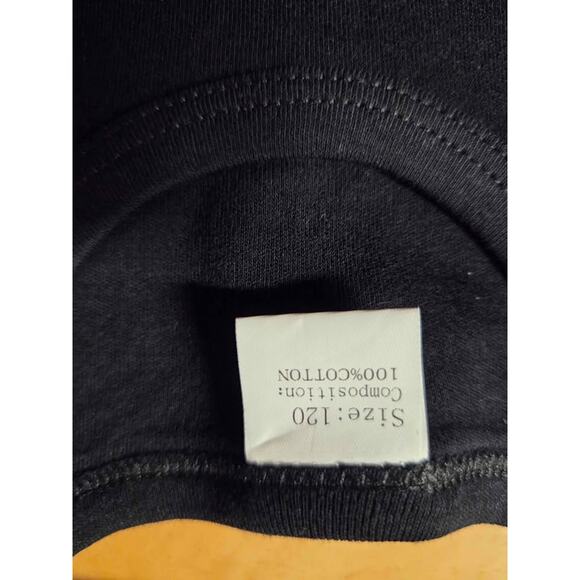 KPop Demon Hunters Girls Graphic T Youth Small 120 NWOT Black Purple 100% Cotton - Picture 4 of 4